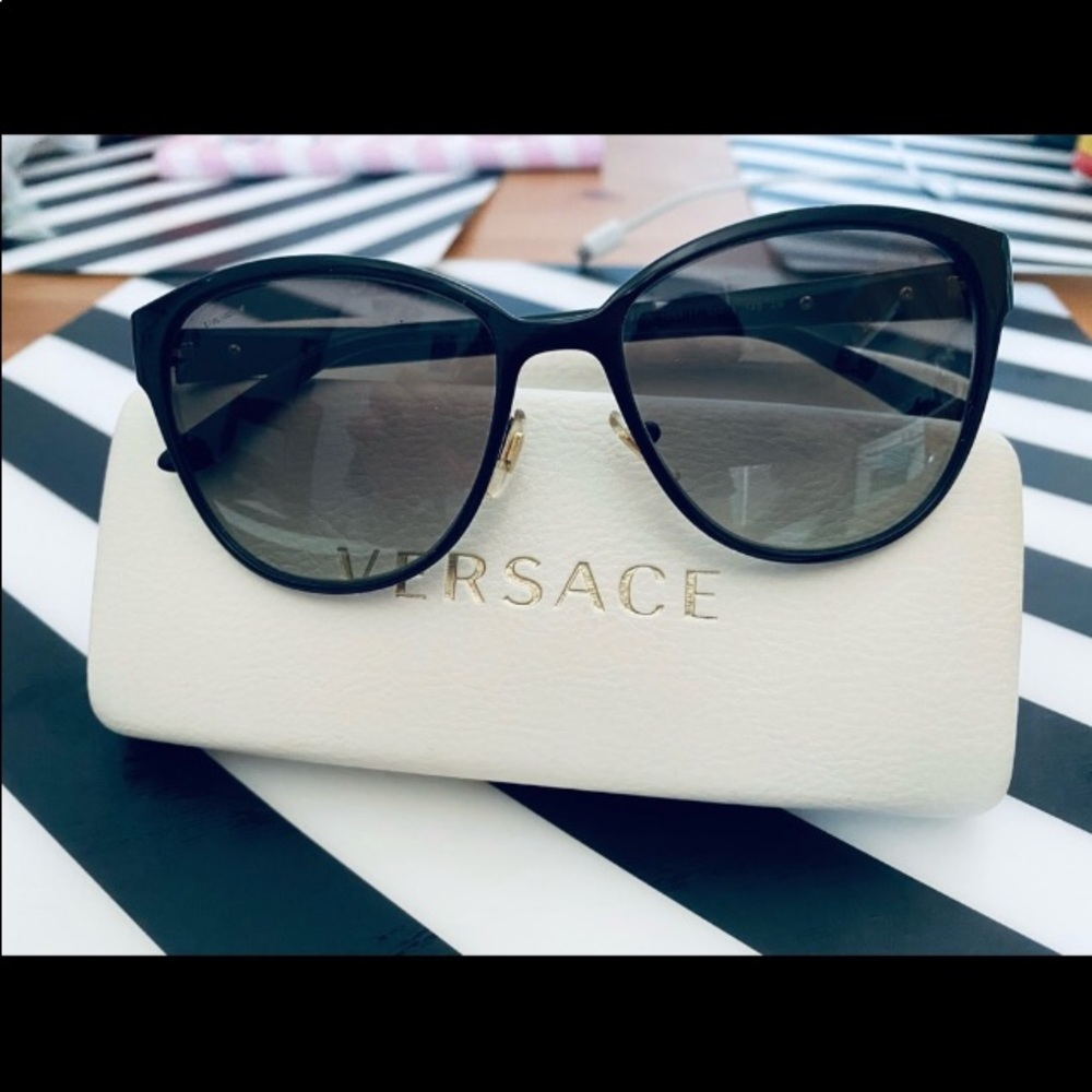 Versace beautiful black sunglasses